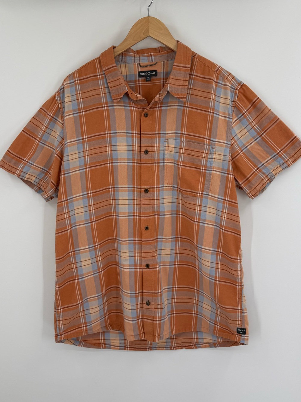 Toad&Co Mens Airscape Organic Cotton Short Sleeve Shirt | Orange Plaid | XL